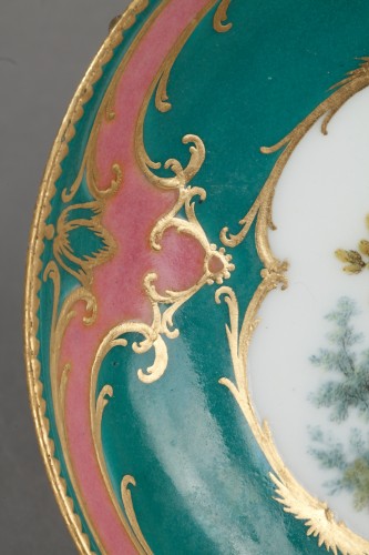 Sèvres soft-paste porcelain saucer, dated 1760 - 