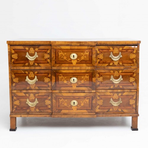 Louis XVI Marquetry Chest of Drawers, Late 18th Century - Furniture Style 