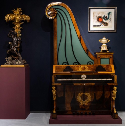 Giraffe Piano by Christoph Ehrlich zu Bamberg, around 1820 - Furniture Style Empire