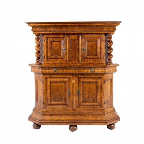 Cabinet baroque en noyer - Allemagne, Franconie XVIIIe siècle