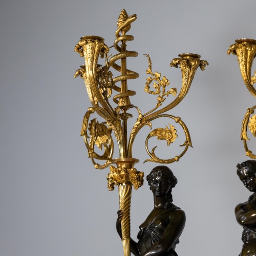 Paire de candélabres en bronze doré au feu, estampillés Raingo, France, milieu du XIX - 