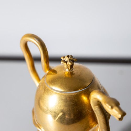 Golden Porcelain Teapot with Snake Decoration, KPM c. 1800 - 