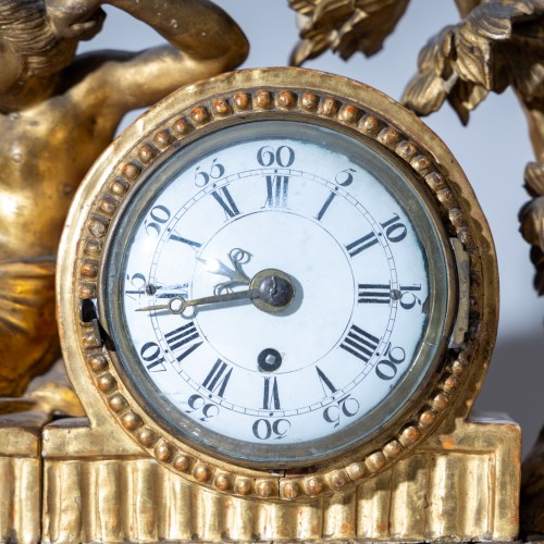 Louis Seize Mantel Clock in a Giltwood Case, End of 18th Century - Horology Style Louis XVI