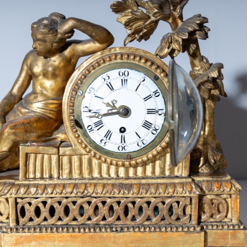 Louis Seize Mantel Clock in a Giltwood Case, End of 18th Century - Louis XVI