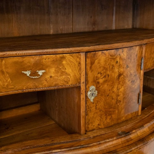 Tall Baroque Cabinet in Walnut, Mid-18th Century - 