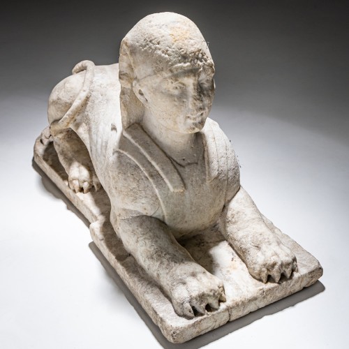 Pair of Marble Sphinxes, Italy 17th Century - Sculpture Style 