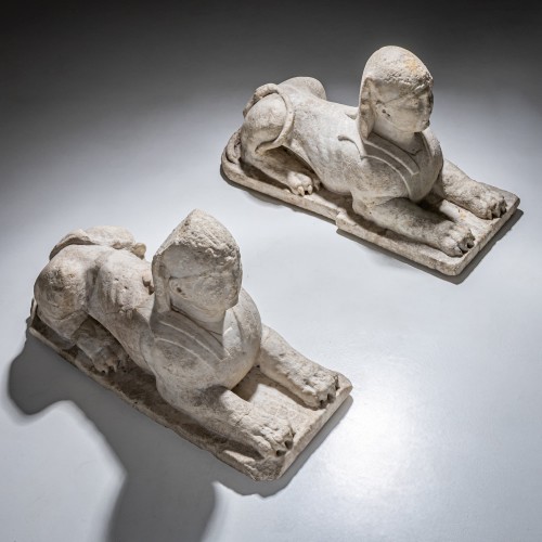 Sculpture  - Pair of Marble Sphinxes, Italy 17th Century