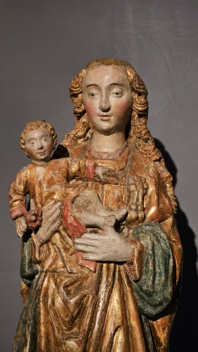 Madonna and child - Sculpture Style Middle age