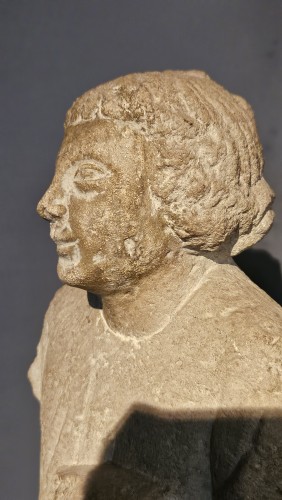 Kneeling angel - Sculpture Style Middle age