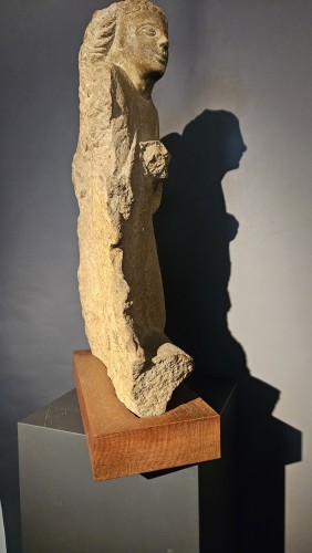 Middle age - Kneeling angel