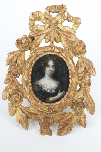 Objects of Vertu  - Oval miniature portrait of a woman, second half of the17th century