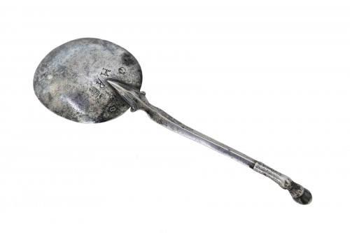 Silver hoof spoon. Dutch - 17th century