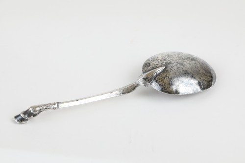 17th century -  Rotterdam - Dutch - 17th century, Silver hoof spoon.