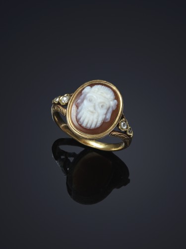Antique Jewellery  - bacchic mask cameo ring