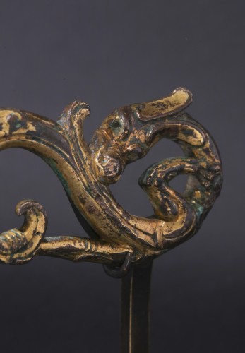 Asian Works of Art  - Chinese Warring States Period, belt hook