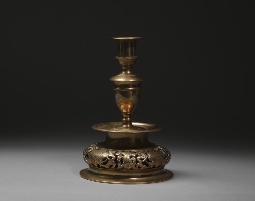 17th century - 17th century Brass candlestick 