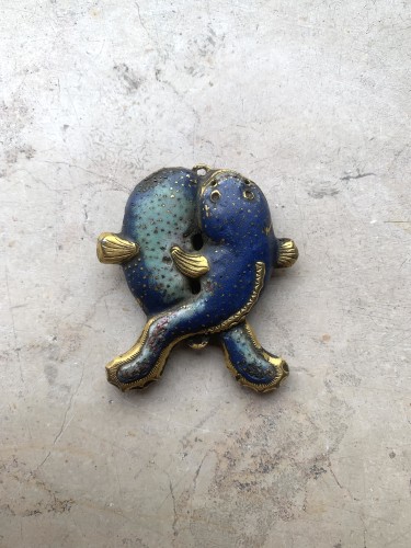 China, Ming pendant - Asian Works of Art Style 