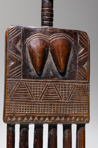Art Tribal  - Peigne figuratif Koulango, Côte d'Ivoire