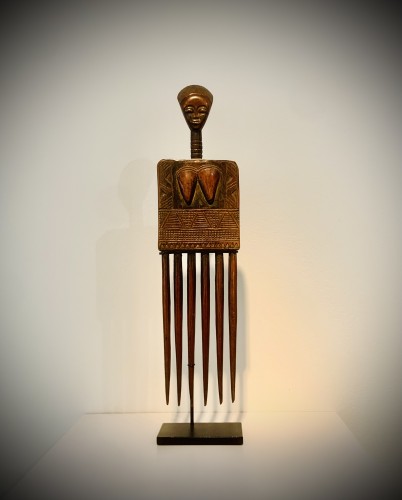 Peigne figuratif Koulango, Côte d'Ivoire - 