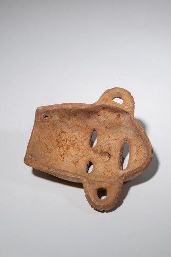 Masque anthropomorphe; Culture Narino-Carchi - Emmanuel Soubielle Works of Art