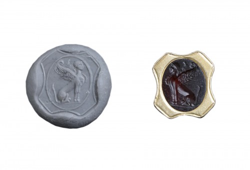 Roman carnelian intaglio depicting a sphinx