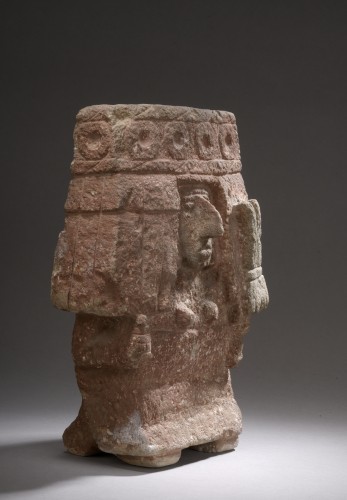 Aztec stone figure of the deity chicomecoatl - 