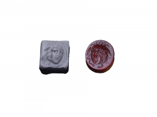 Intaglio depicting the head of Medusa.