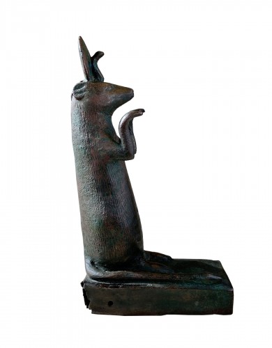 Egyptian bronze figure of an ichneumon