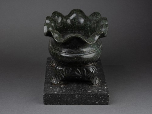 Objet de décoration Cassolettes, coupe et vase - Bassin souvenir du Grand Tour en serpentine, vers 1820