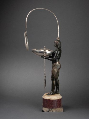 Antiquités - Lampe à l'huile portée par une Egyptienne - Luigi Valadier (Rome, 1726-1785)