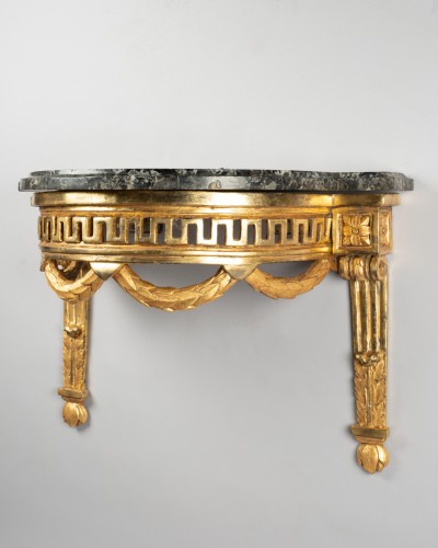 Antiquités - 18th centuiry half-moon console