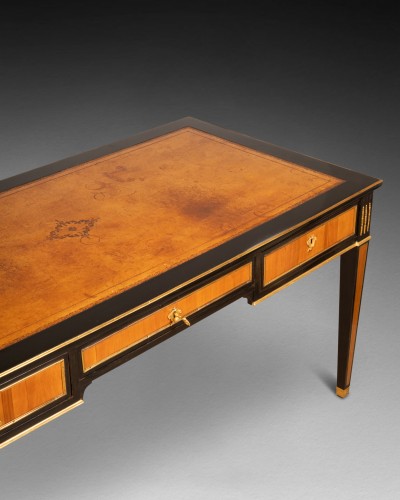 Bureau plat fin du XIXe siècle - Étienne de Roissart