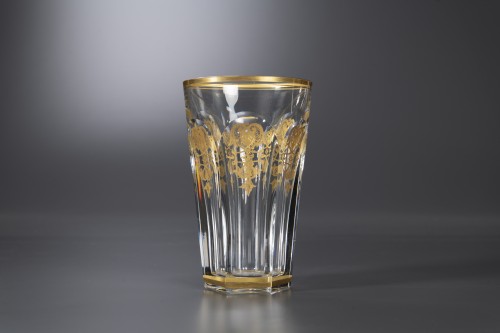 Antiquités - Baccarat - Série de 72 verres et deux carafes du service Empire Harcourt