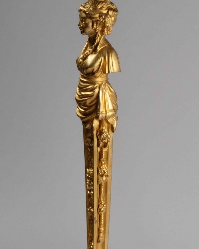 Gilded bronze table, model by Adam Weisweiler - Furniture Style 