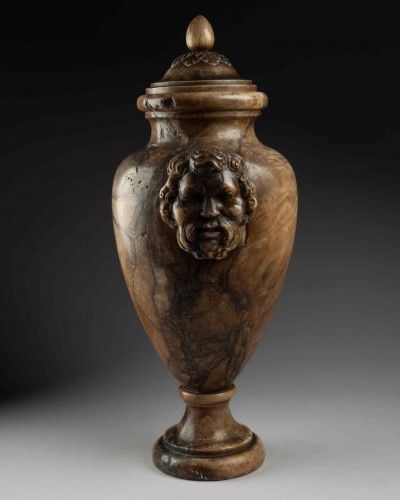 Louis XIII - Fluorite amphora from the late 16th century / early 17th century