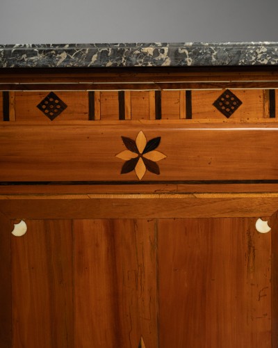 18th century - 18th-century French corner cabinet