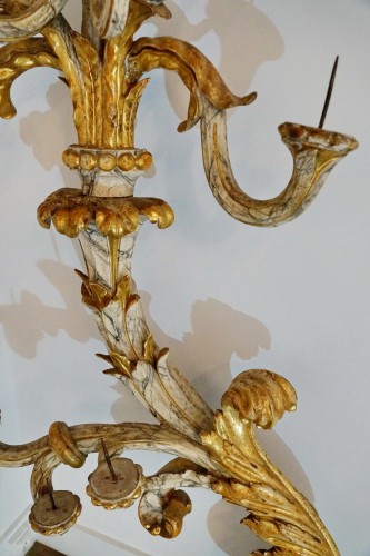  - Élégante paire d'immenses torchères italiennes du XVIIIe siècle