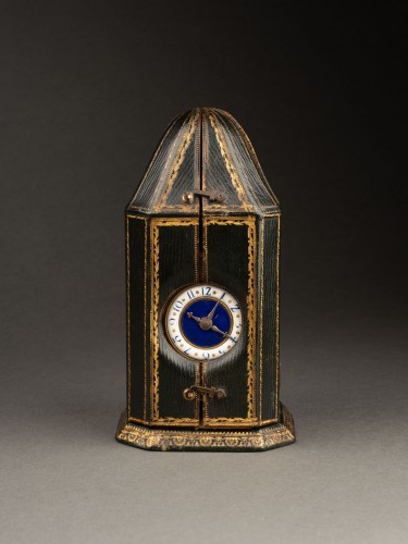 19th-century gilt bronze table clock with a blue and white enamel dial - Horology Style Napoléon III