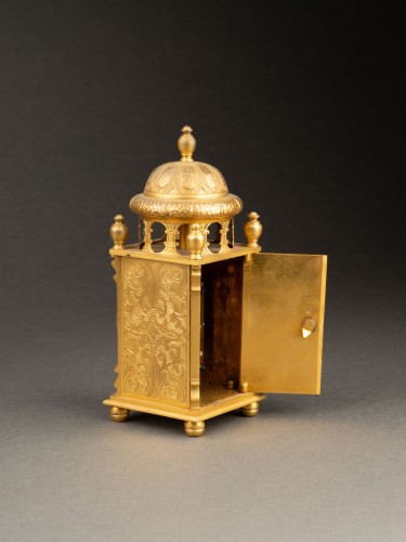 19th-century gilt bronze table clock with a blue and white enamel dial - Napoléon III