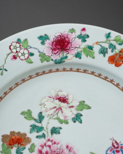 XVIIIe siècle - Paire de deux grands plats, Chine XVIIIe Kien Long