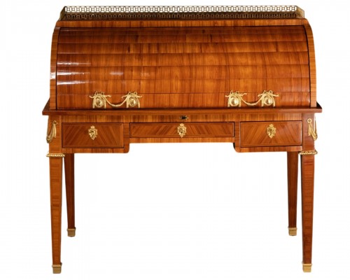 Secrétaire à cylindre de milieu, d’époque Louis XVI