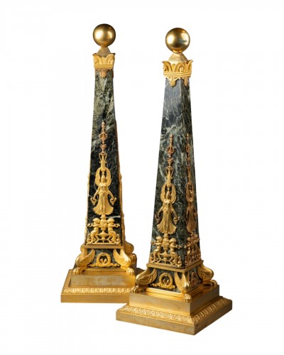 Paire d'obélisques en marbre vert de mer royal d'époque Empire