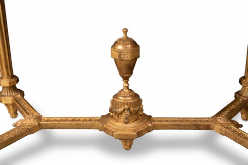 Antiquités - Table en bois doré fin du XVIIIe siècle