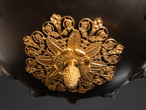 Lustre en bronze à 12 lumières d'époque Empire circa 1800 - Laurent Chalvignac