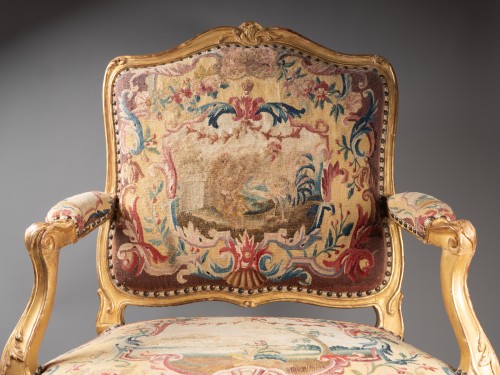 Antiquités - Suite de cinq fauteuils en tapisserie époque Louis XV