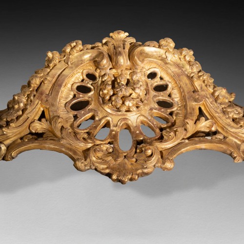 18th century - Large console Louis XV period mid 18th century