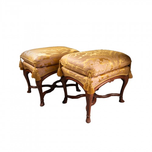 Pair of walnut stools Régence period 18th century