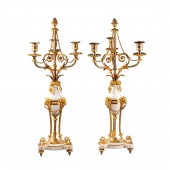 Paire de candélabres à trois lumières d'époque Louis XVI