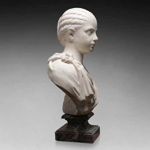 Sculpture Sculpture en Marbre - Buste en marbre fin XVIIe début XVIIIe siècle