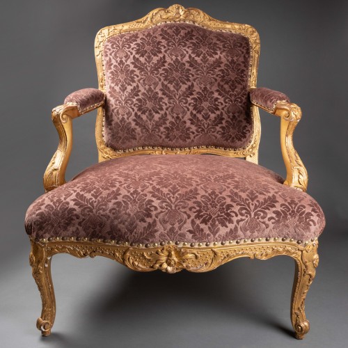 Pair of large Régence armchairs, 18th century - 